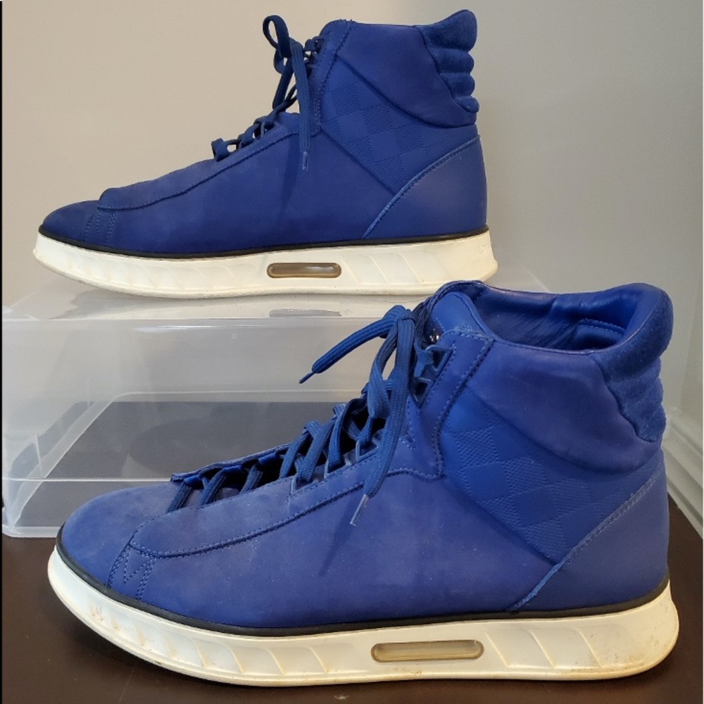 Men’s high top sneakers